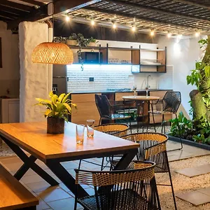 Couette-café Casa Medallo, Medellín